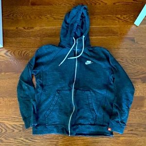 Nike sweatshirt size MEDIUM